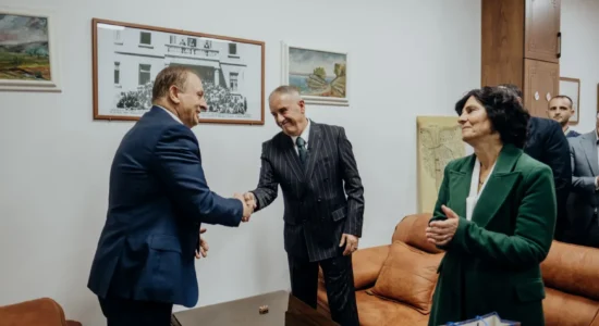 Dehari ia dorëzon postin Jovanovskit, Qyra merr detyrën në Strugë