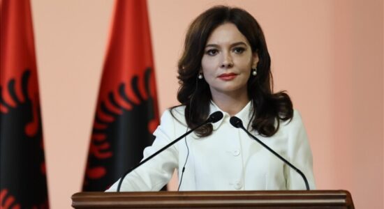 Ministrja e jashtme e Shqipërisë shpreh ngushëllime për Turqinë pas rrëzimit të avionit ushtarak