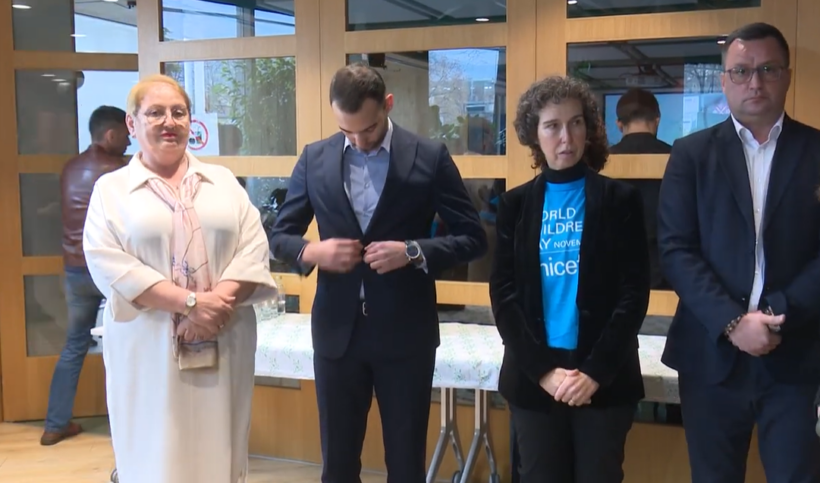 (VIDEO) Janevska dhe Tomiq thirrje tifozëve për ngritje të vetëdijes