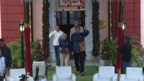 Bisedë telefonike Trump-Maduro/ Presidenti i Venezuelës mund të takojë Trump në Uashington