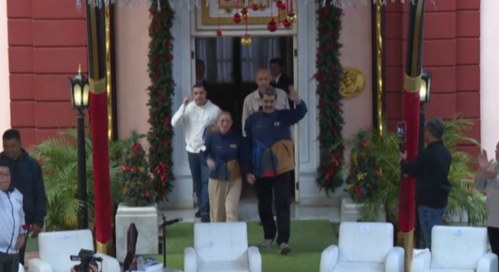 Bisedë telefonike Trump-Maduro/ Presidenti i Venezuelës mund të takojë Trump në Uashington