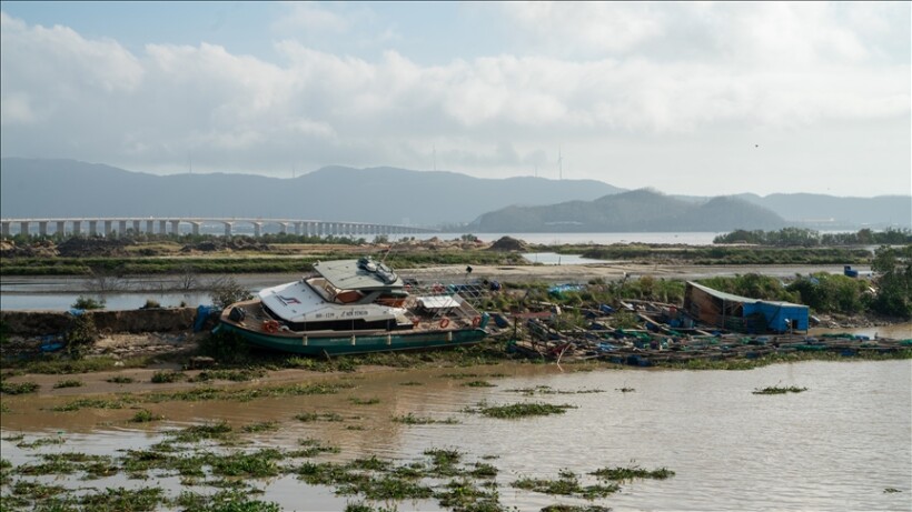 Rimëkëmbja po vazhdon në Vietnam pasi tajfuni Kalmaegi vret 5 persona