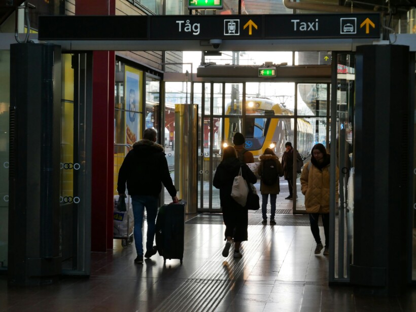 Mbyllet aeroporti i dytë më i madh në Suedi pas raportimeve për dronë