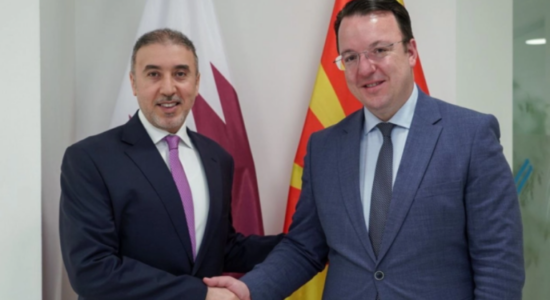 Nikollovski – Al Kajari: Rritje e bashkëpunimit ekonomik me Katarin dhe vendosje e linjës së drejtpërdrejtë ajrore Shkup – Doha