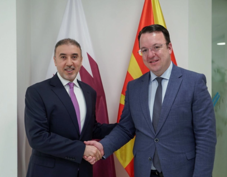 Nikollovski – Al Kajari: Rritje e bashkëpunimit ekonomik me Katarin dhe vendosje e linjës së drejtpërdrejtë ajrore Shkup – Doha