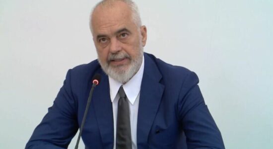 Fitore e thellë e PS-së në zgjedhjet e pjesshme në Shqipëri, Rama reagon pas rezultatit