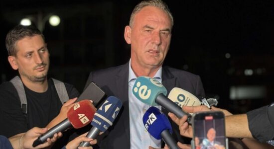 Limaj: Nuk e votojmë Konjufcën, nuk bëhet shteti kështu bre djem