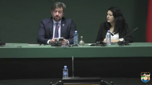 (VIDEO) Konstituohet këshilli i Qytetit të Shkupit, Dimitrovski zgjidhet kryetar