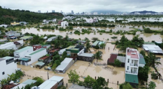 Rritet numri i viktimave nga përmbytjet në Azinë Juglindore