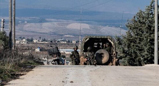 Ushtria izraelite shënjestron me artileri një zonë në provincën Kunejtra të Sirisë