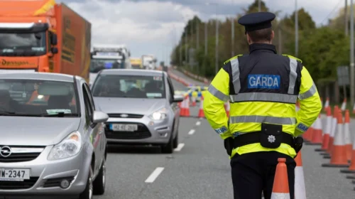 Tronditet Irlanda, pesë të rinj humbin jetën pas një aksidenti të rëndë, reagon kryeministri i vendit