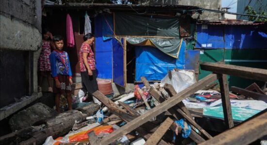 Rritet në 259 numri i të vdekurve nga tajfunet në Filipine