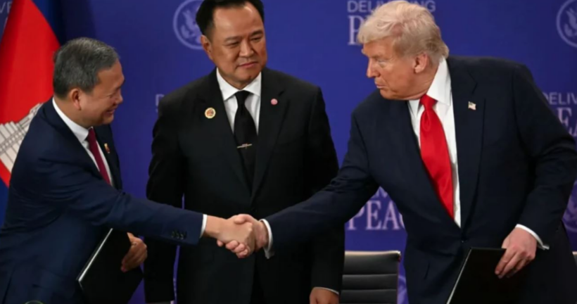 Tajlanda pezullon  marrëveshjen e paqes  me Kamboxhian  të ndërmjetësuar dy javë më parë nga Trump