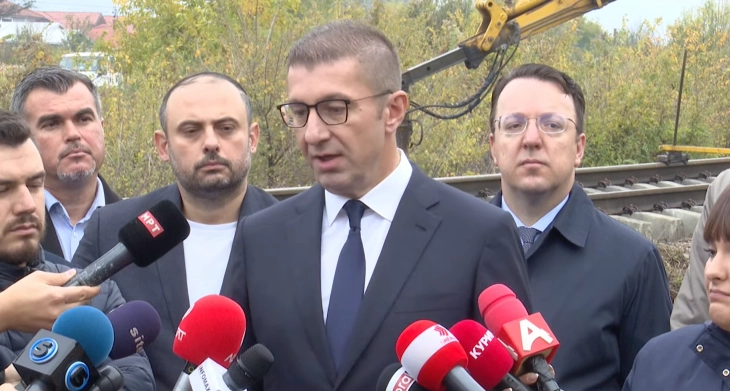 (VIDEO) Mickoski: Nuk kemi diskutuar për zëvendësuesin e Mexhitit