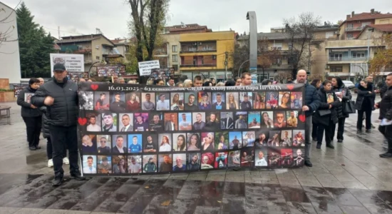 Prindërit e viktimave të “Pulse” kërkojnë drejtësi: Deri kur do të shtyhet e vërteta?