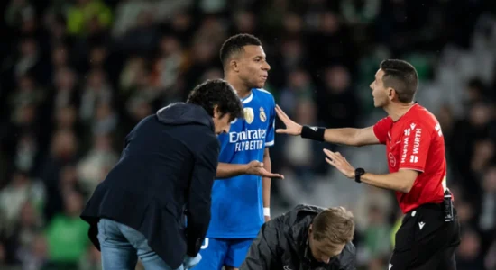 Mbappe mund të marrë një pezullim të rëndë, e ofendoi gjyqtarin