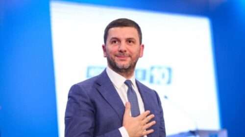 Zyrtare, Memli Krasniqi jep dorëheqje nga pozita e kryetarit të PDK-së