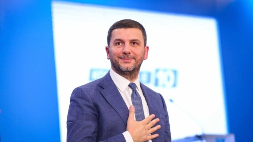 Zyrtare, Memli Krasniqi jep dorëheqje nga pozita e kryetarit të PDK-së