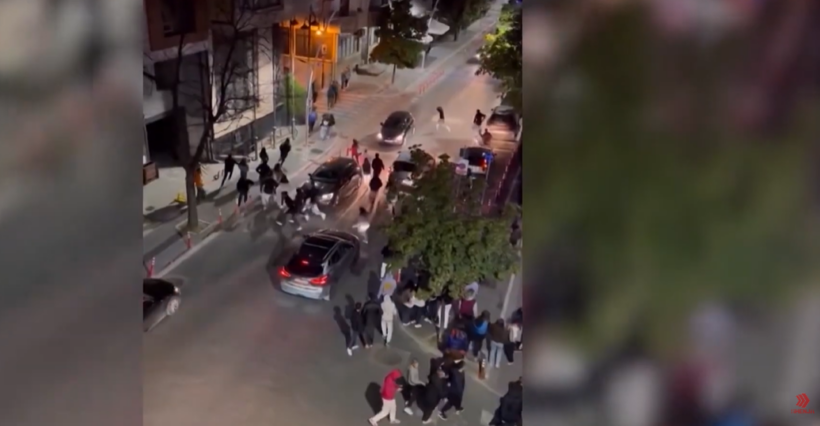 (VIDEO) Hulumtimi, çdo nxënës i anketuar i shkollës së mesme mban armë të ftohtë