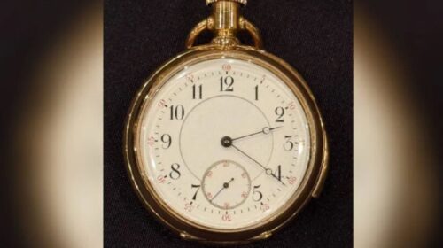 Ora e pasagjerit të Titanikut pritet të shitet për 1 milion paund