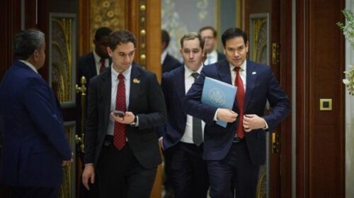 Zyrtarët amerikanë dhe ukrainas zhvillojnë bisedime në Gjenevë mbi planin e paqes