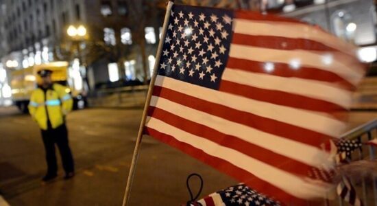 Sondazh në SHBA, më shumë se gjysma e qytetarëve thonë se demokracia nuk funksionon