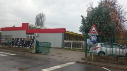 Helmim masiv në shkollën fillore “Dimo Haxhi Dimov”, në mesin e nxënësve edhe djali i kryeministrit Mickoski