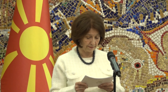 (VIDEO) Presidentja ndau 20 bursa për studime në Selanik, asnjë shqiptar