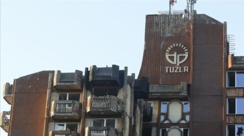 Pas zjarrit në Tuzlla: 15 pacientë në spital, katër në ventilim mekanik