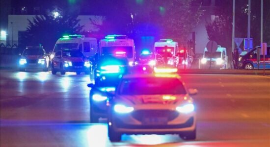 Trupat e ushtarëve që humbën jetën në rrëzimin e avionit të ngarkesës u sollën në Turqi