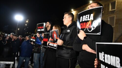 Shqipëri, mbahet protestë antiqeveritare