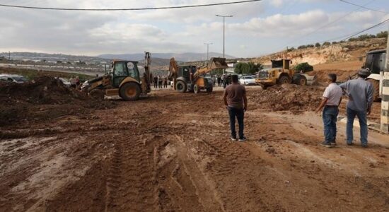 Spanja dënon rritjen “e paprecedentë” të dhunës së kolonëve në Bregun Perëndimor