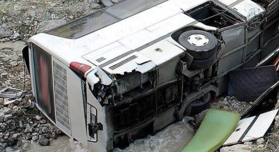 Dhjetëra pelegrinë të Umres nga India humbin jetën në një aksident me autobus në Arabinë Saudite