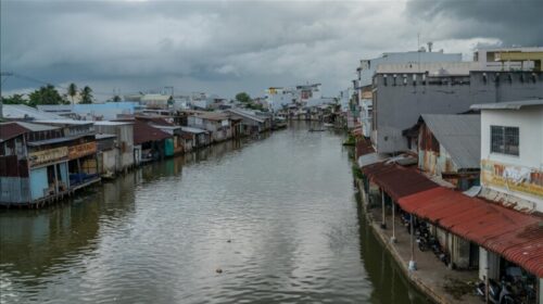 Përmbytje masive vazhdojnë në rajonin Mekong Delta në Vietnam