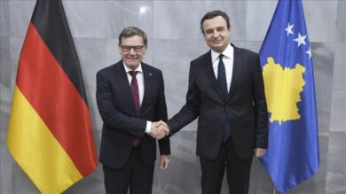 Johann Wadephul dhe Albin Kurti. Foto: AA