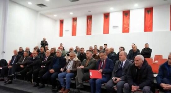 (VIDEO) Nëntori dhe identiteti shqiptar në tribunën kulturore në Preshevë
