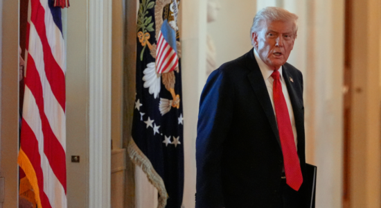 Përshkallëzohet konflikti midis Trump-it dhe BBC, “tërhiqeni kërkesën ose paguani 1 miliardë dollarë”