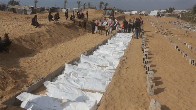 Autoritetet e Gazës varrosin trupat të paidentifikuar të dorëzuar nga Izraeli