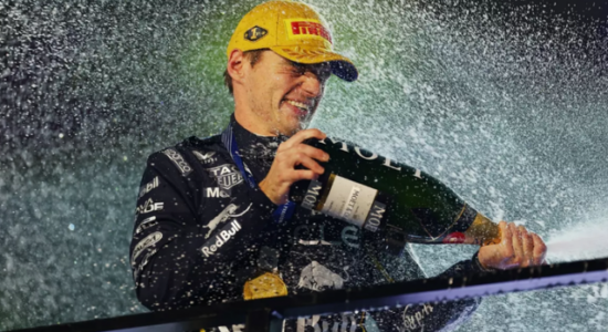 F1/ Verstappen rikthehet i frikshëm, gara për titull ‘ndizet’ pas dramës së McLaren-it