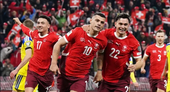 Zvicra bindëse, Suedia dorëzohet – helvetikët fitojnë dhe vulosin kualifikimin në Kampionatin Botëror