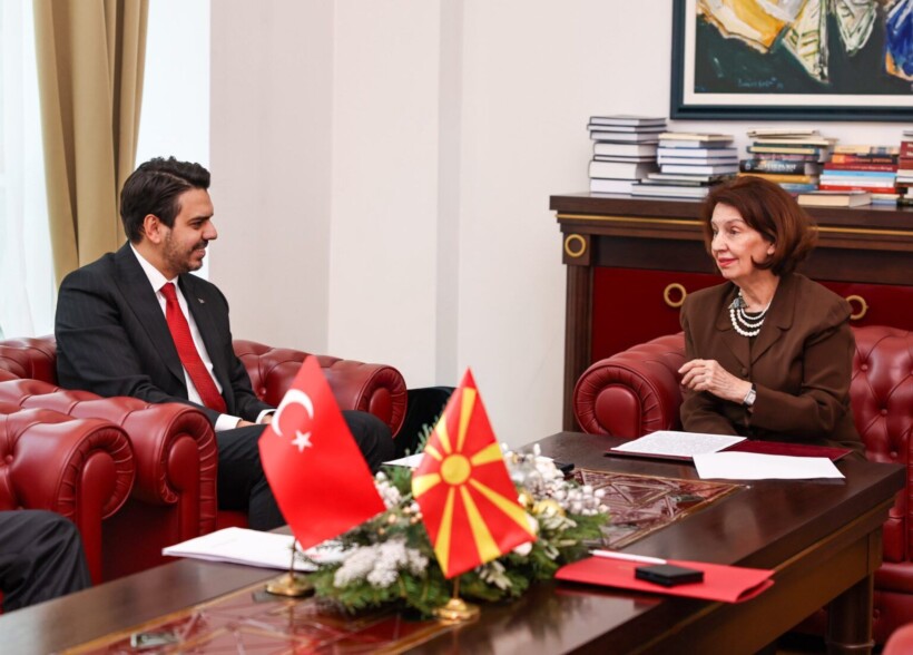 Presidentja e shtetit, Gordana Siljanovska Davkova priti në takim kryetarin e TIKA-s, z. Abdullah Eren