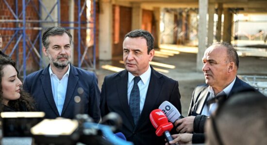 Kurti për moscertifikimin e kandidatëve të Listës Serbe: Është çështje e KQZ-së