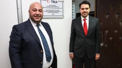 Kryetari i TIKA-s, Abdullah Eren u prit në takim nga Kryetari i Gjykatës Kushtetuese të RMV-së, Darko Kostadinovski