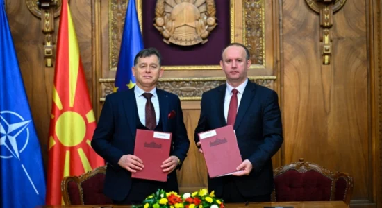 Kryetari i Kuvendit Gashi nënshkroi Marrëveshje kolektive me sindikatat e pesë universiteteve publike