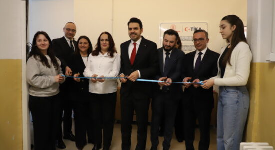 Eren në Shkup – TIKA me projekt për rinovimin e Shkollës së Mesme Profesionale të Ndërtimtarisë dhe Arkitekturës “Zdravko Cvetkovski”