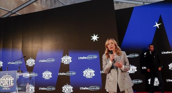 Kryeministrja italiane përsërit vendosmërinë për të luajtur “rol udhëheqës” në stabilizimin dhe rindërtimin e Gazës