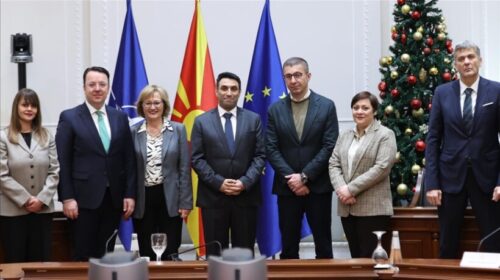 (VIDEO) Qeveria përmes kredisë do të blejë lokomotiva të reja elektrike