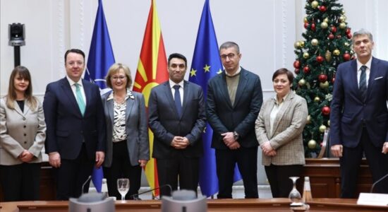 (VIDEO) Qeveria përmes kredisë do të blejë lokomotiva të reja elektrike