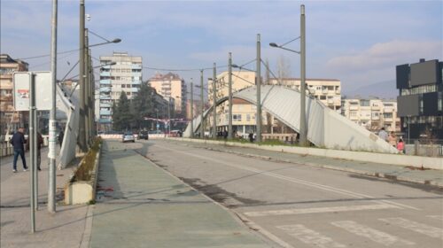 Kosovë, hapet mundësia për transport publik që lidh Mitrovicën e Jugut me komunat me shumicë serbe