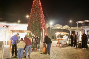 Bazar i fundvitit në sheshin Skënderbeu në Shkup. Foto: Komuna e Çairit